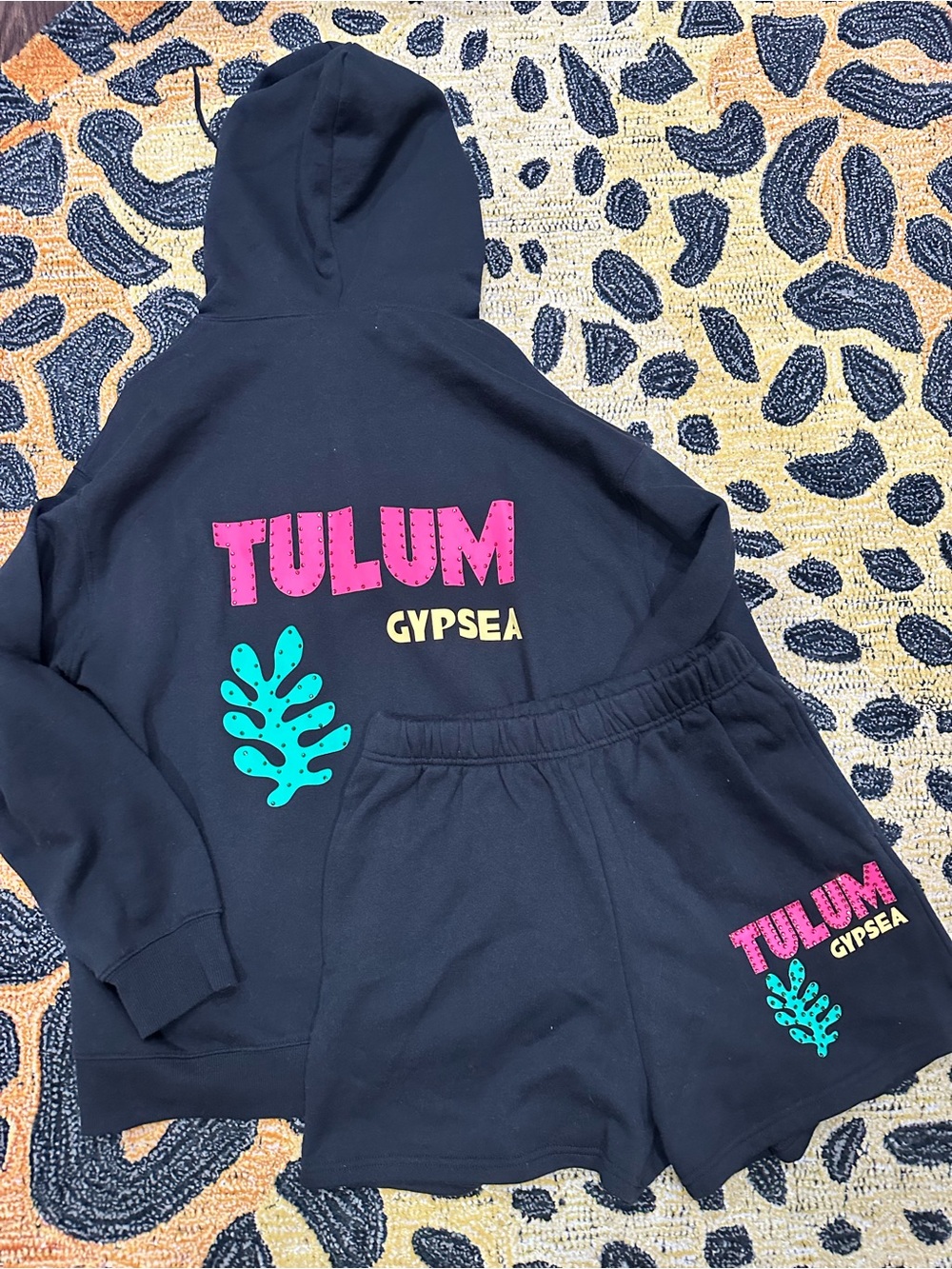 Vintage Havana Women’s Black Hoodie & Shorts Set with Pink & Teal Graphics